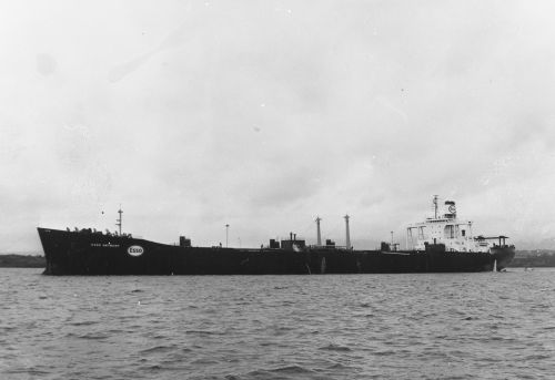 19670000-BN604-N0915-MT Esso Antwerp.jpg